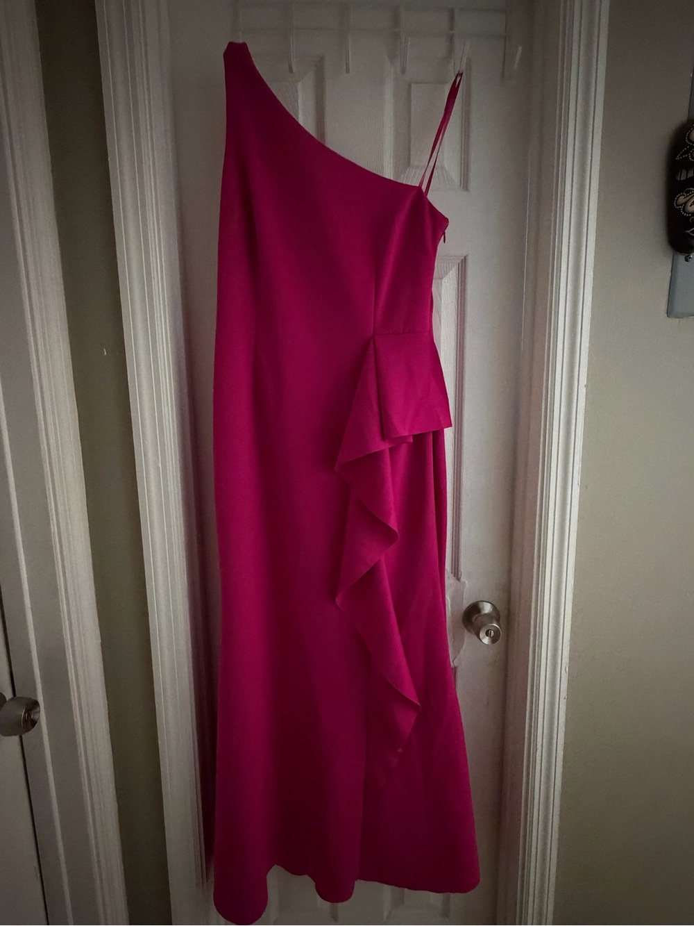 Jessica Howard One-Shoulder Ruffle Gown in Fuchsia